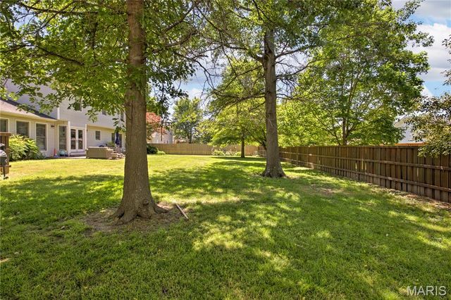 126 Larkspur Lane, Sikeston, MO 63801