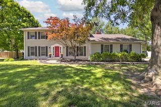 126 Larkspur Lane, Sikeston, MO 63801
