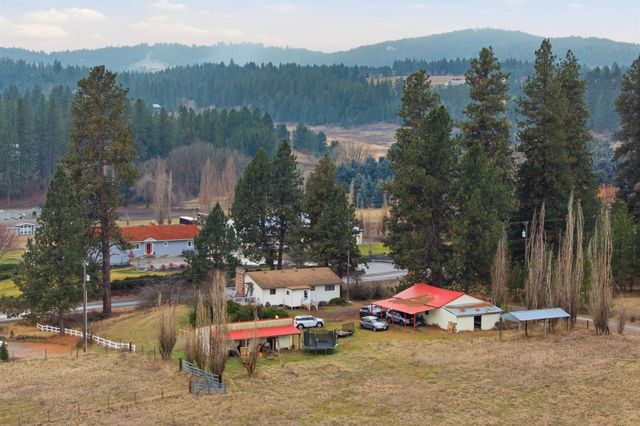 18105 E 32nd Ave, Greenacres, WA 99016