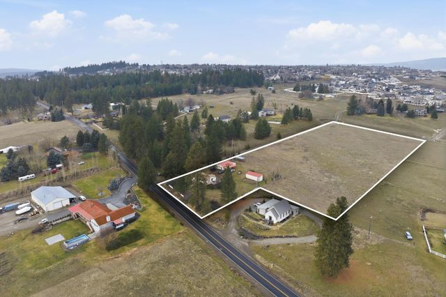 18105 E 32nd Ave, Greenacres, WA 99016