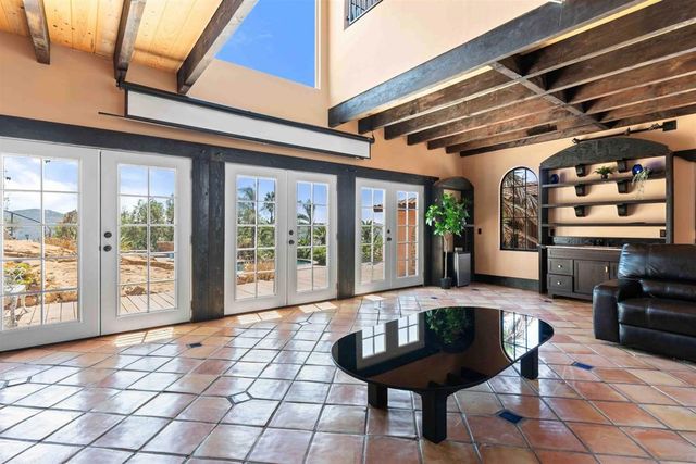 2369 Vern Dr, Fallbrook, CA 92028