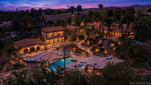 2369 Vern Dr, Fallbrook, CA 92028