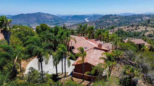 2369 Vern Dr, Fallbrook, CA 92028