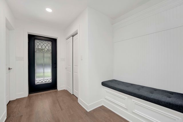 6444 N Knox Avenue, Lincolnwood, IL 60712