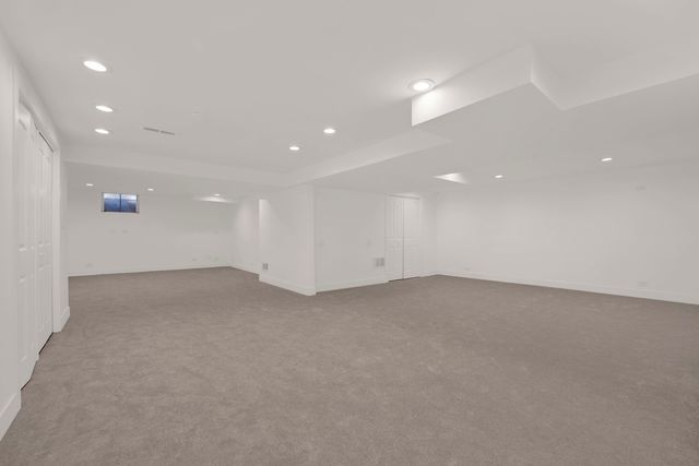 6444 N Knox Avenue, Lincolnwood, IL 60712