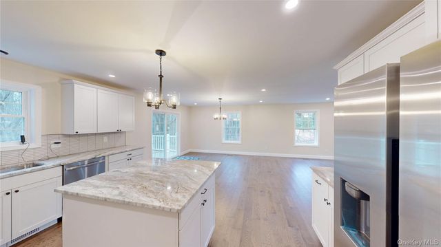 1402 State Route 52, Walden, NY 12586