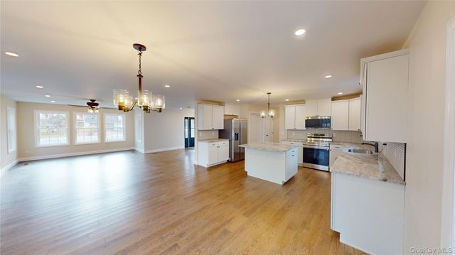 1402 State Route 52, Walden, NY 12586