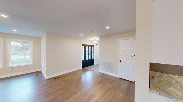 1402 State Route 52, Walden, NY 12586