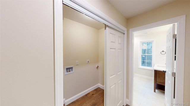 1402 State Route 52, Walden, NY 12586