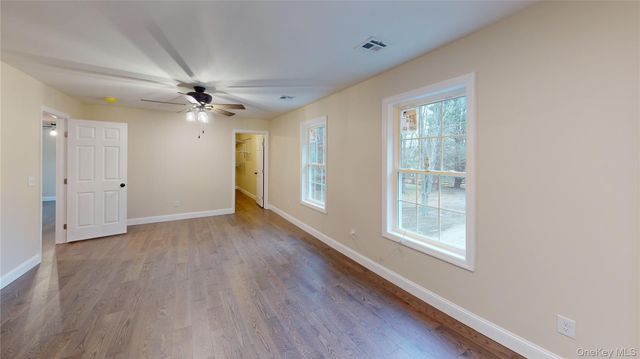 1402 State Route 52, Walden, NY 12586