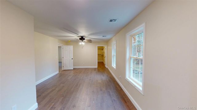 1402 State Route 52, Walden, NY 12586