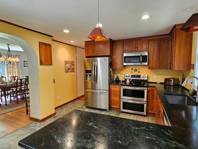 31 Hastings Avenue, Keene, NH 03431
