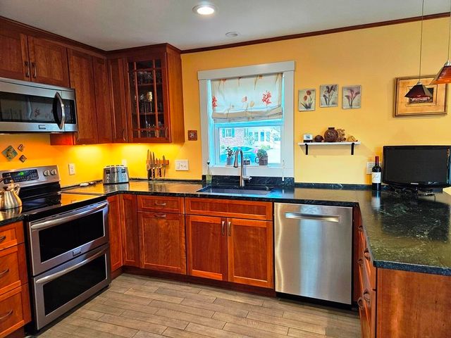 31 Hastings Avenue, Keene, NH 03431