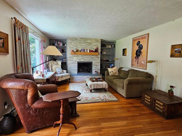 31 Hastings Avenue, Keene, NH 03431