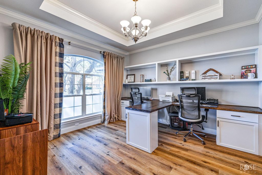 Image 15 of property listing at 3305 Silver Spur Drive, San Angelo, TX 76904