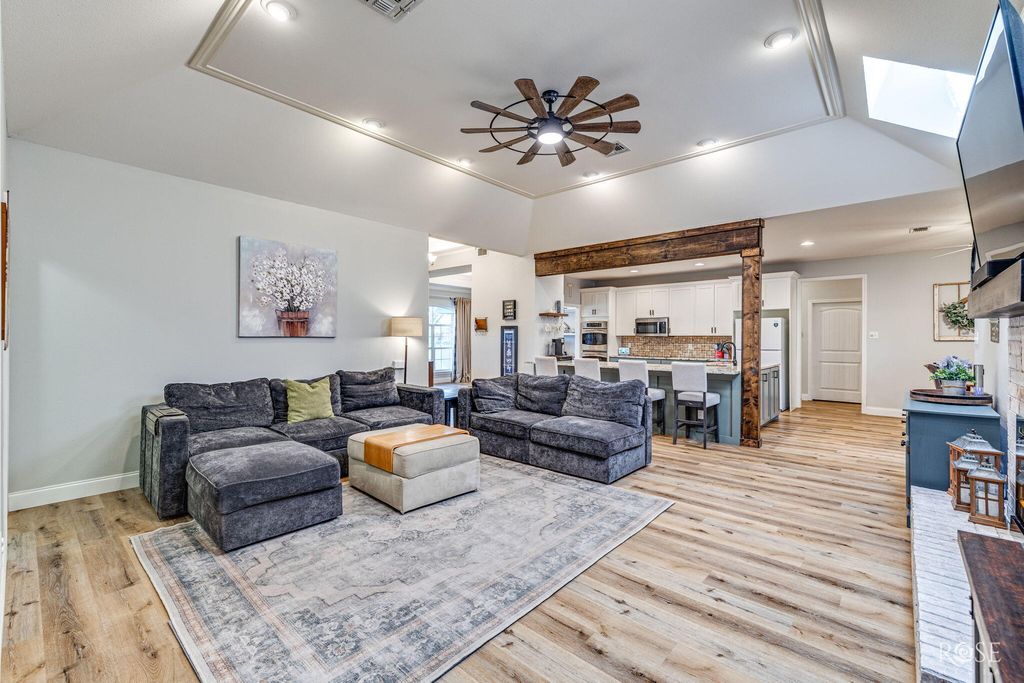 Image 5 of property listing at 3305 Silver Spur Drive, San Angelo, TX 76904