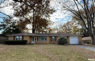 1548 W NORTH Street, Galesburg, IL 61401