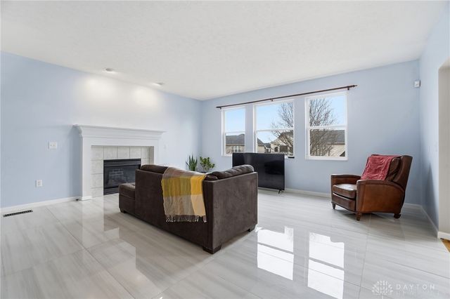 175 Farmridge Road, Springboro, OH 45066