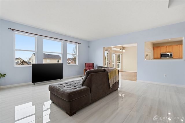 175 Farmridge Road, Springboro, OH 45066