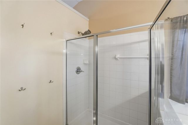 175 Farmridge Road, Springboro, OH 45066