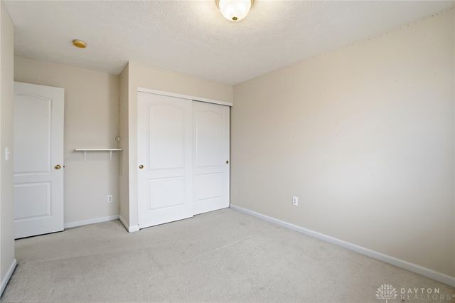 175 Farmridge Road, Springboro, OH 45066