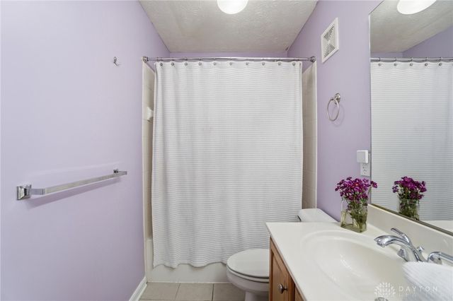 175 Farmridge Road, Springboro, OH 45066