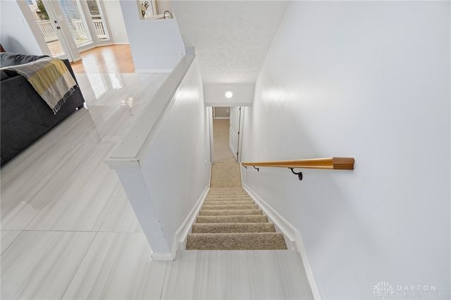 175 Farmridge Road, Springboro, OH 45066