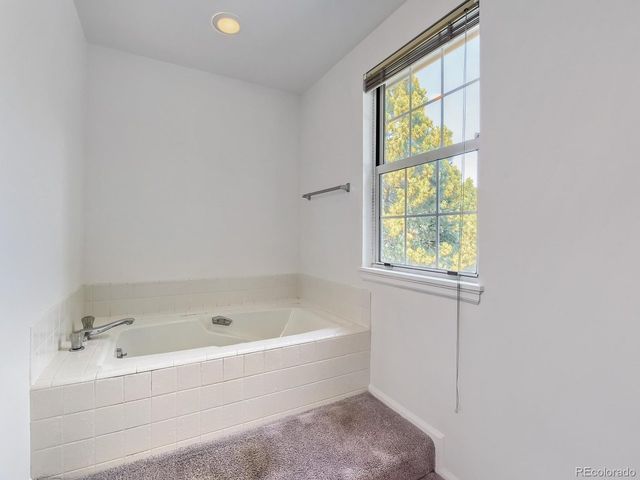 7114 S Poplar Way, Centennial, CO 80112