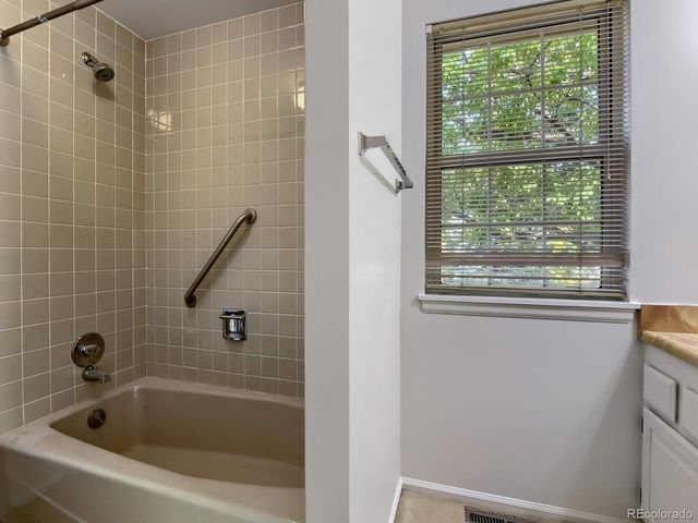 7114 S Poplar Way, Centennial, CO 80112