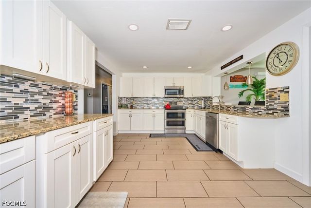 2212 Crystal DR, Fort Myers, FL 33907