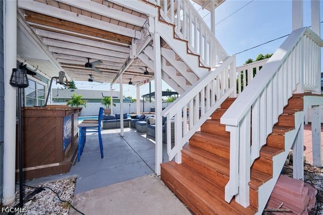 2212 Crystal DR, Fort Myers, FL 33907