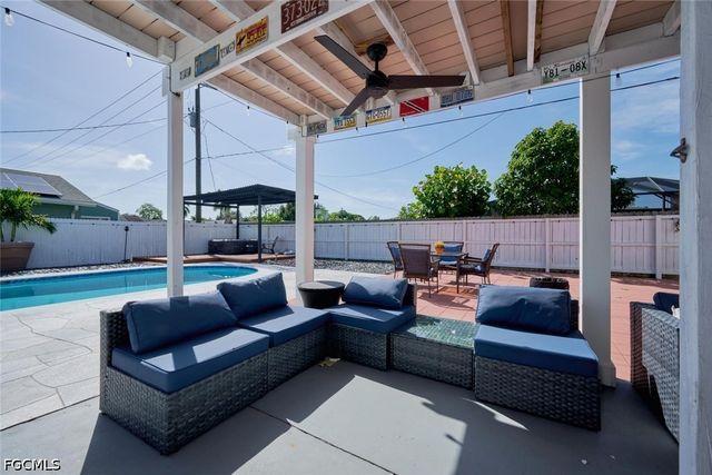2212 Crystal DR, Fort Myers, FL 33907