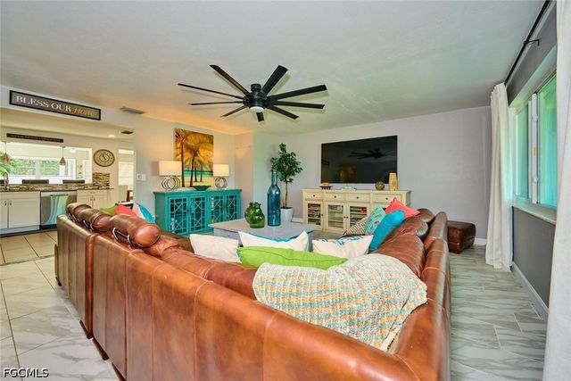 2212 Crystal DR, Fort Myers, FL 33907