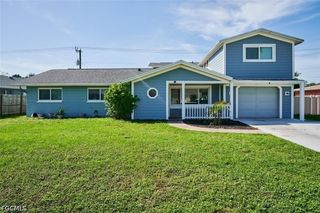 2212 Crystal DR, Fort Myers, FL 33907