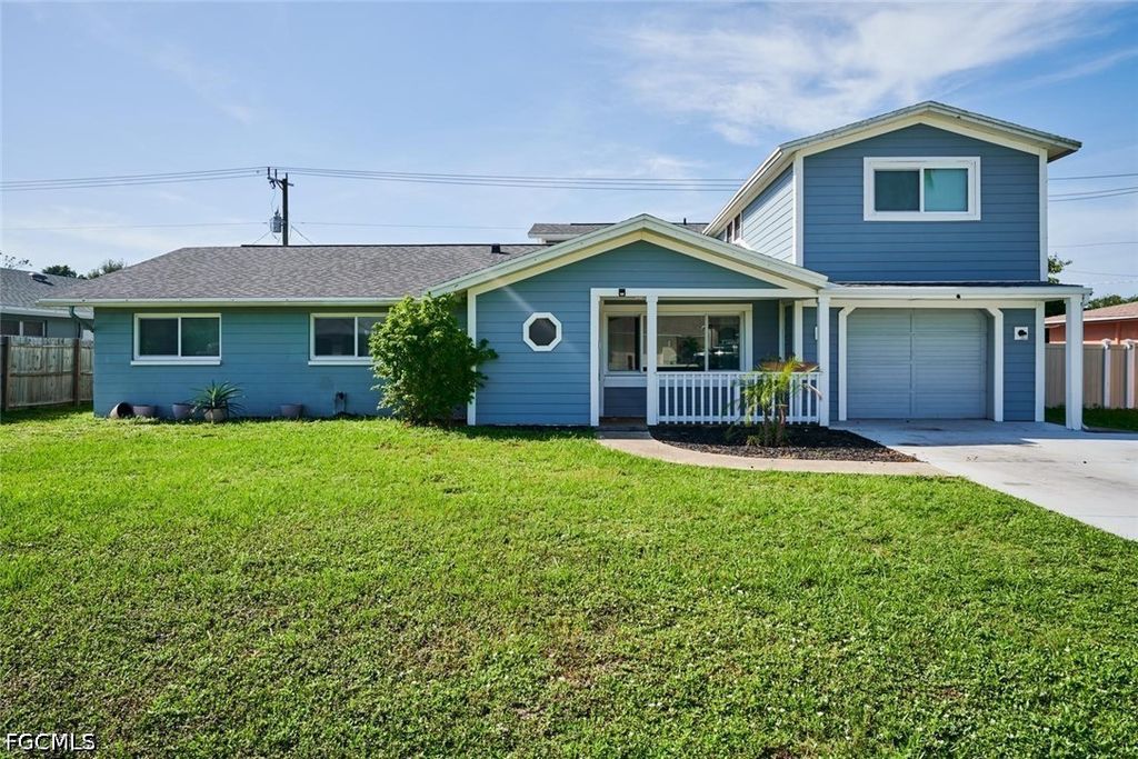 2212 Crystal DR, Fort Myers, FL 33907