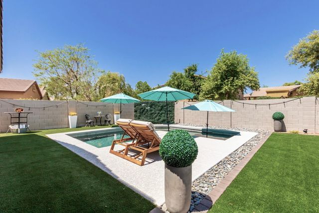 11810 W Villa Chula Lane, Sun City, AZ 85373