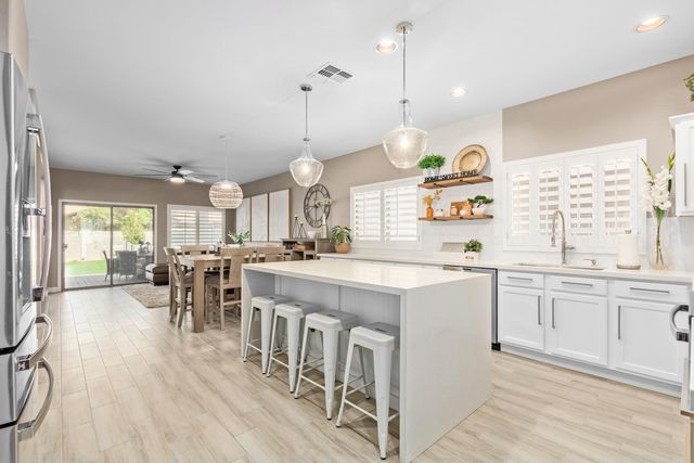 11810 W Villa Chula Lane, Sun City, AZ 85373