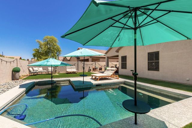 11810 W Villa Chula Lane, Sun City, AZ 85373