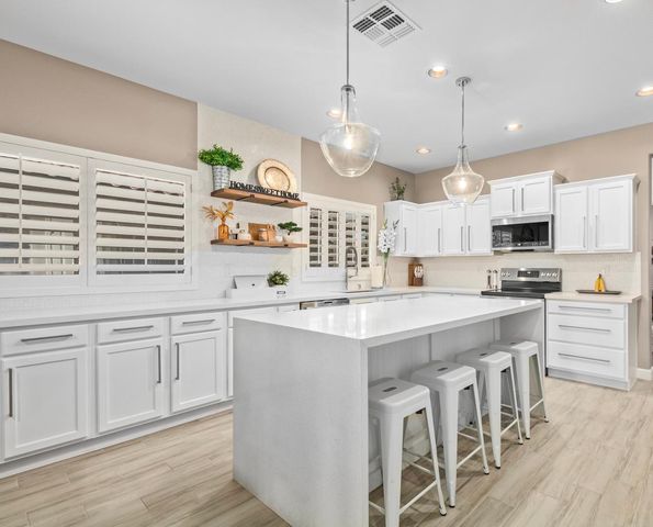 11810 W Villa Chula Lane, Sun City, AZ 85373