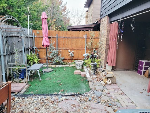 205 Mccarley Place, Mckinney, TX 75071