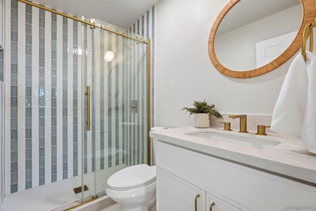 10747 Birch Bluff Ave, San Diego, CA 92131