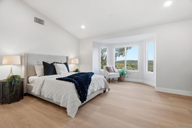 10747 Birch Bluff Ave, San Diego, CA 92131