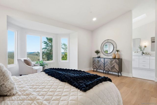 10747 Birch Bluff Ave, San Diego, CA 92131