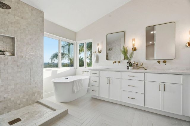 10747 Birch Bluff Ave, San Diego, CA 92131