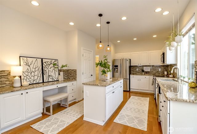 15204 48th Avenue SE, Everett, WA 98208