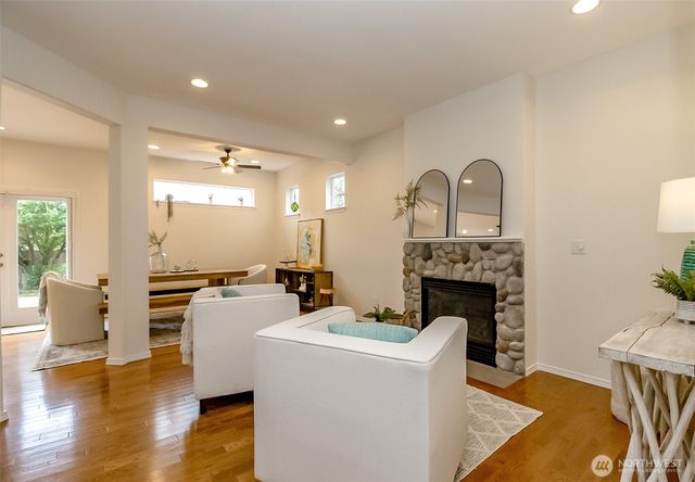 15204 48th Avenue SE, Everett, WA 98208