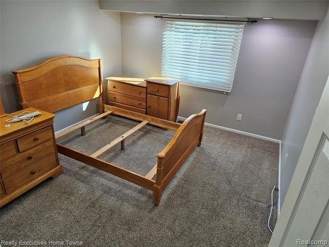2458 Lindell Road, Sterling Heights, MI 48310