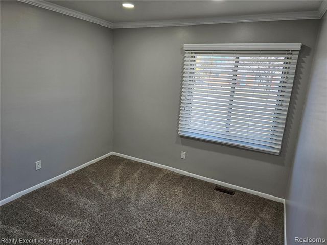 2458 Lindell Road, Sterling Heights, MI 48310