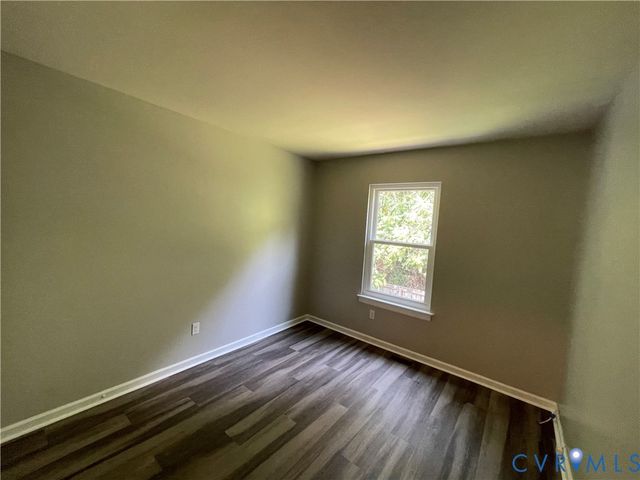 911 Grayfox Cir, Richmond, VA 23223