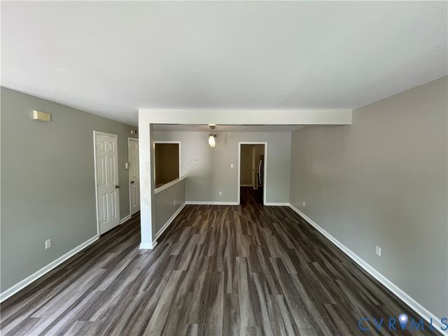 911 Grayfox Cir, Richmond, VA 23223